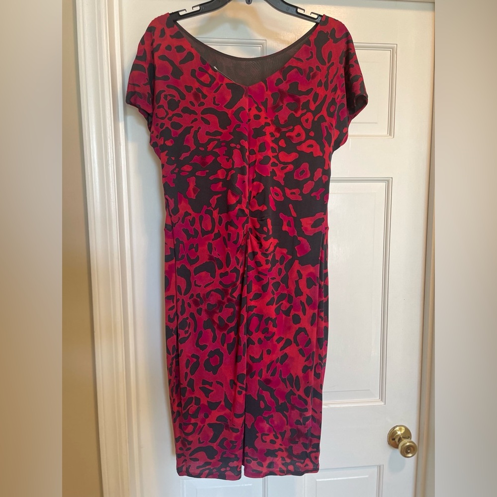 MaxMara US 8 Elegant Red, Orange and Black Leopard Print Dress